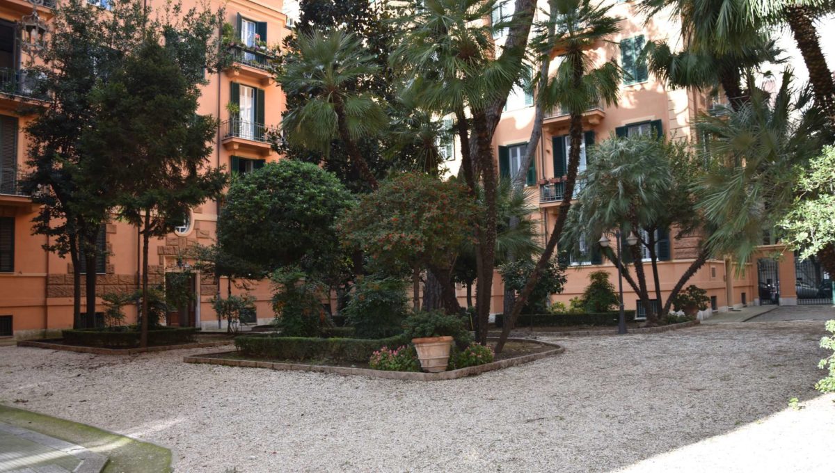 Appartamento in vendita via Antonio Mordini, Roma