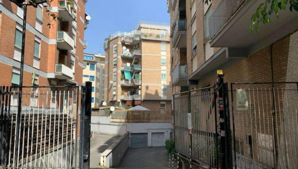 Via Di Vigna Stelluti 212 Roma Box in vendita, via di Vigna Stelluti, Roma - Annunci di case e