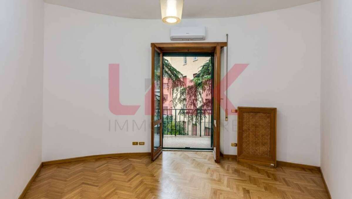 Appartamento in affitto via Civinini, Roma