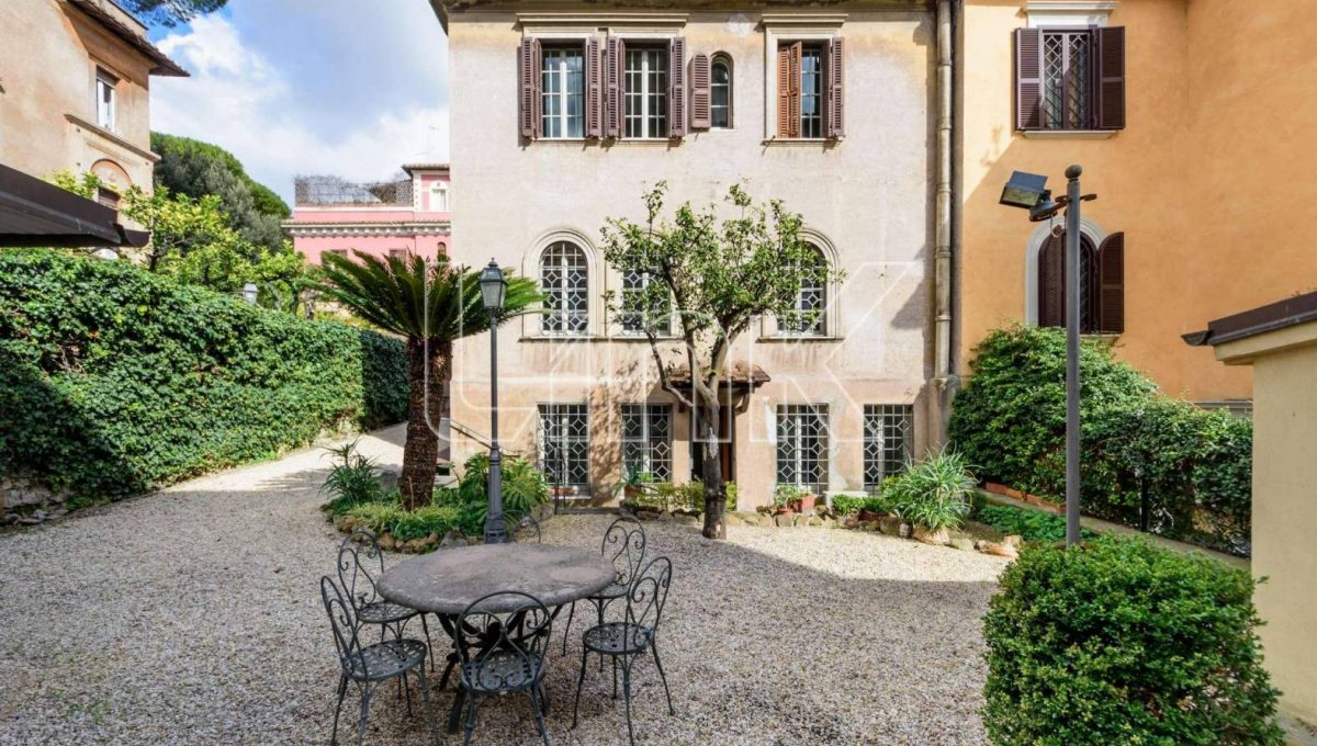 Villino storico in vendita via di Sant’Alessio, Roma