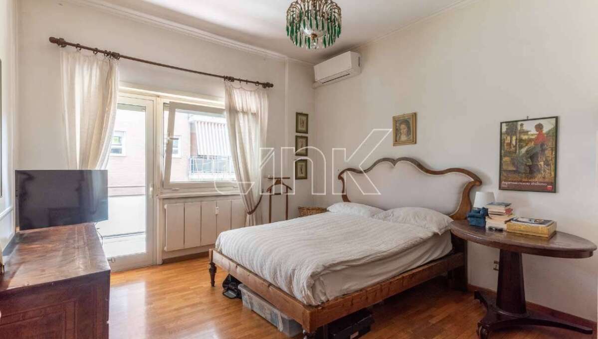 Appartamento in vendita via Costantino Maes, Roma