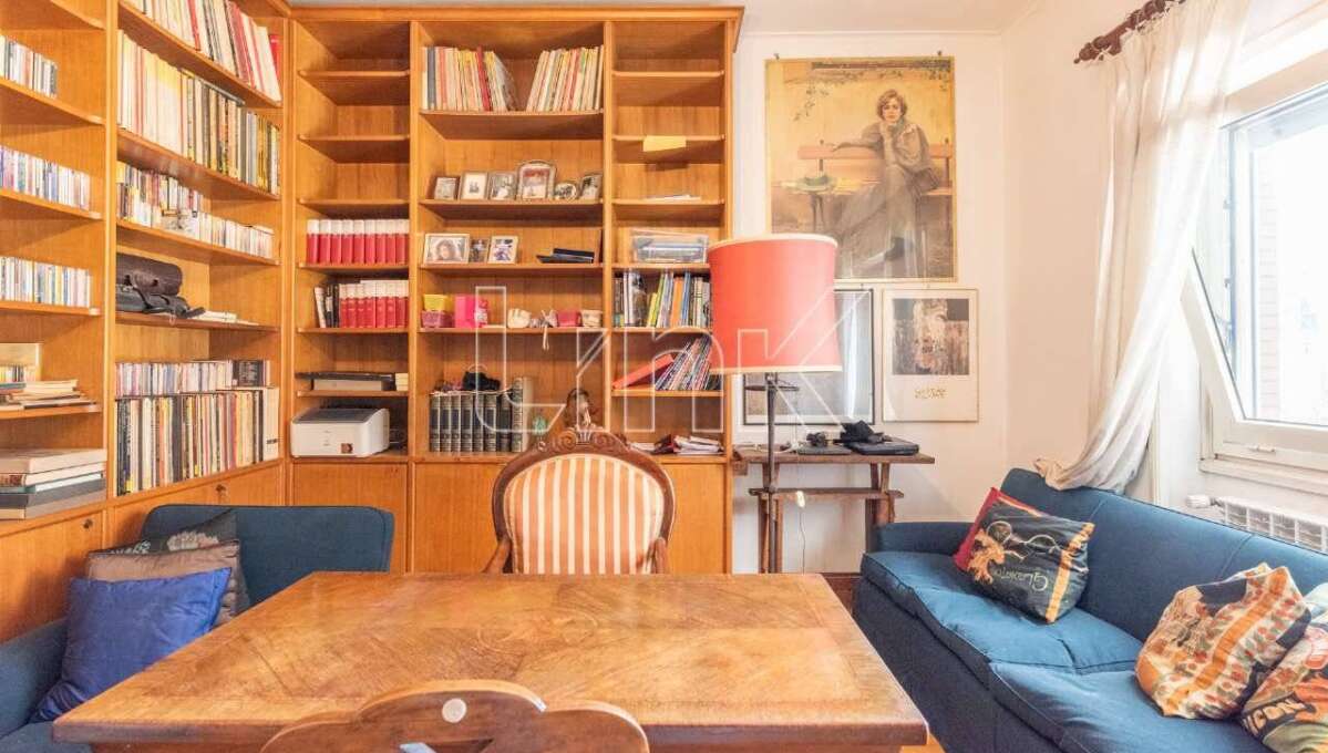 Appartamento in vendita via Costantino Maes, Roma