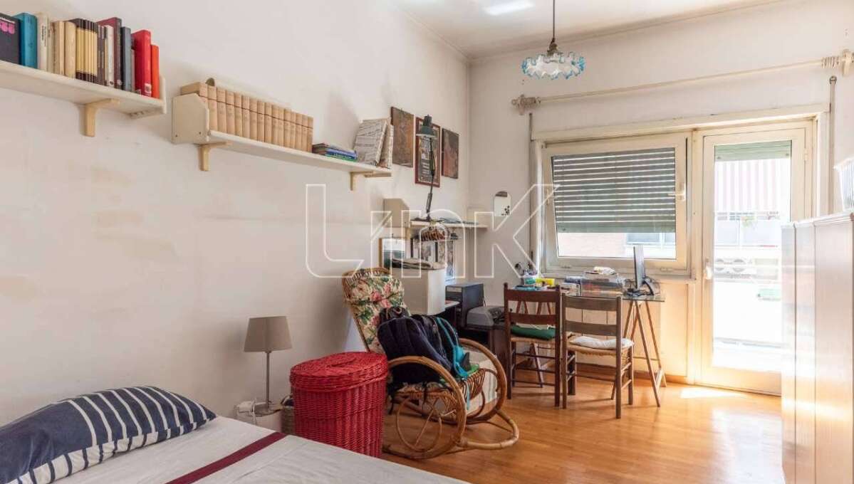 Appartamento in vendita via Costantino Maes, Roma