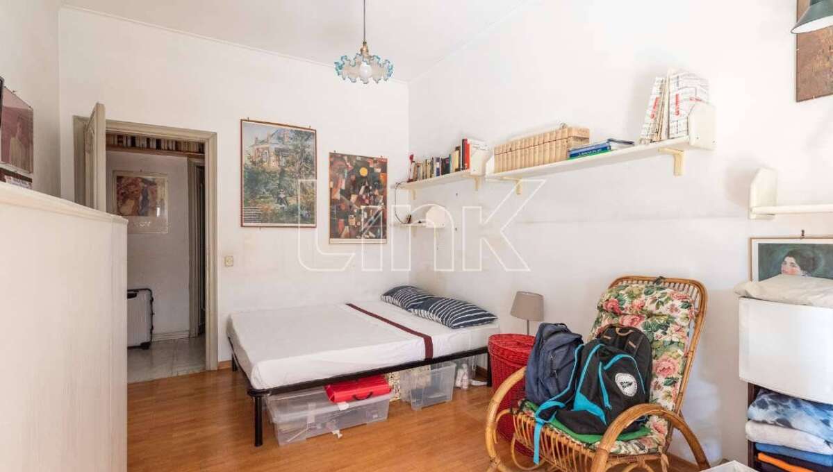 Appartamento in vendita via Costantino Maes, Roma
