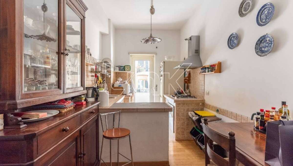 Appartamento in vendita via Costantino Maes, Roma