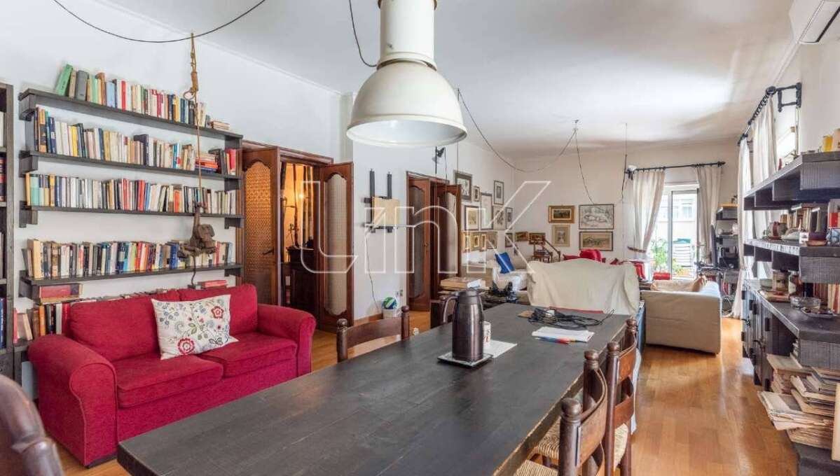 Appartamento in vendita via Costantino Maes, Roma