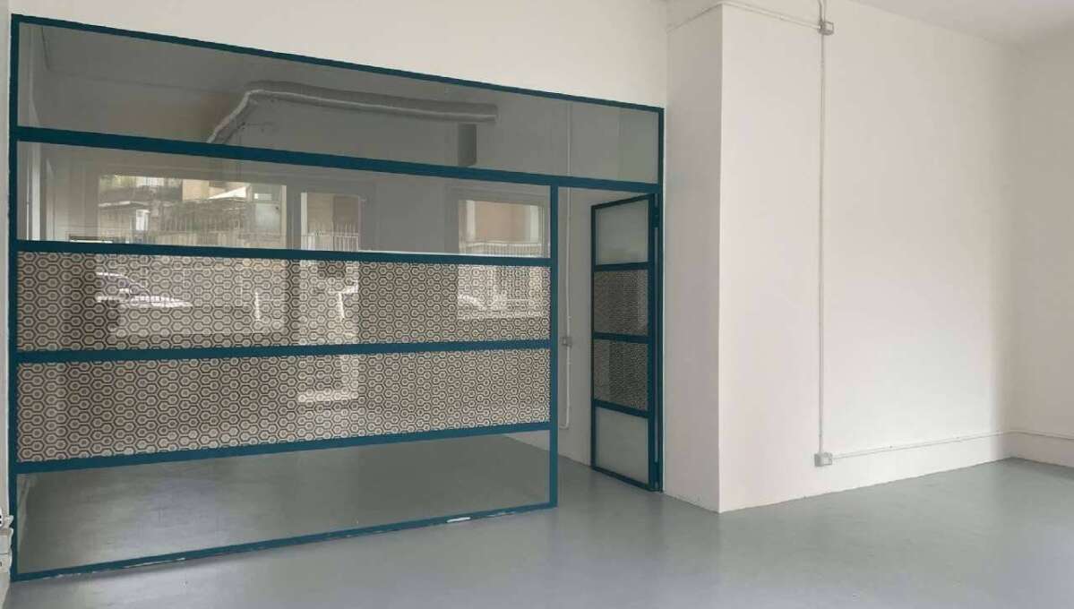 Locale commerciale in affitto via Besso, Roma