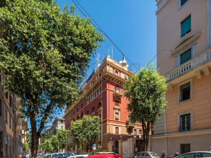 Appartamento in vendita via Taro, Roma