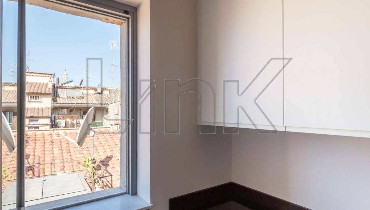 Appartamento affittato in via della Croce, Roma