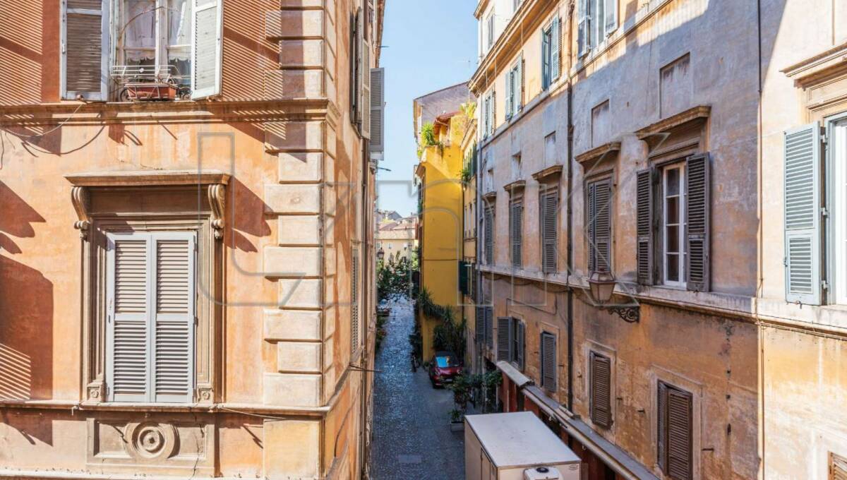 Appartamento in affitto via di Parione, Roma