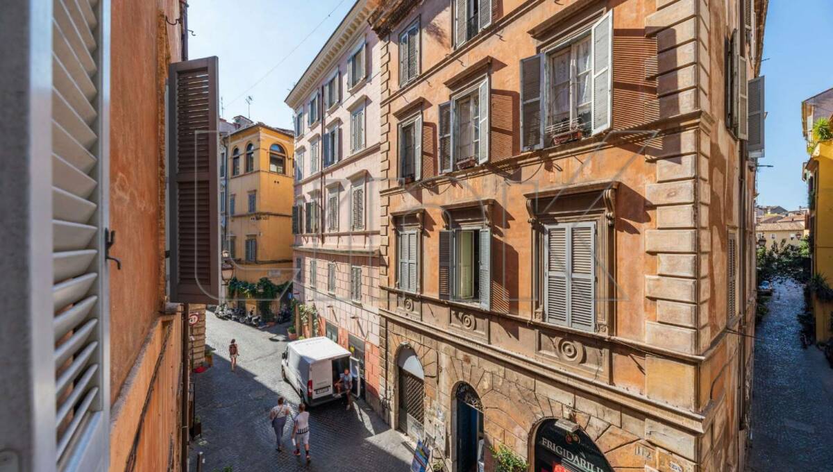Appartamento in affitto via di Parione, Roma