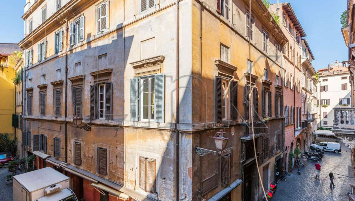 Appartamento in affitto via di Parione, Roma