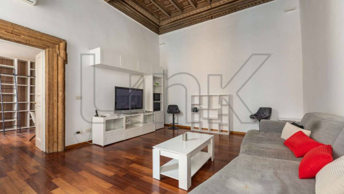 Appartamento in affitto via di Parione, Roma