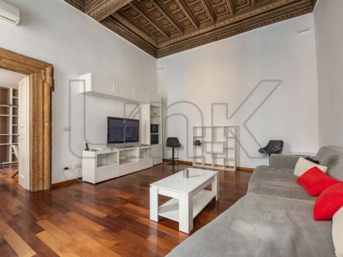 Appartamento in affitto via di Parione, Roma