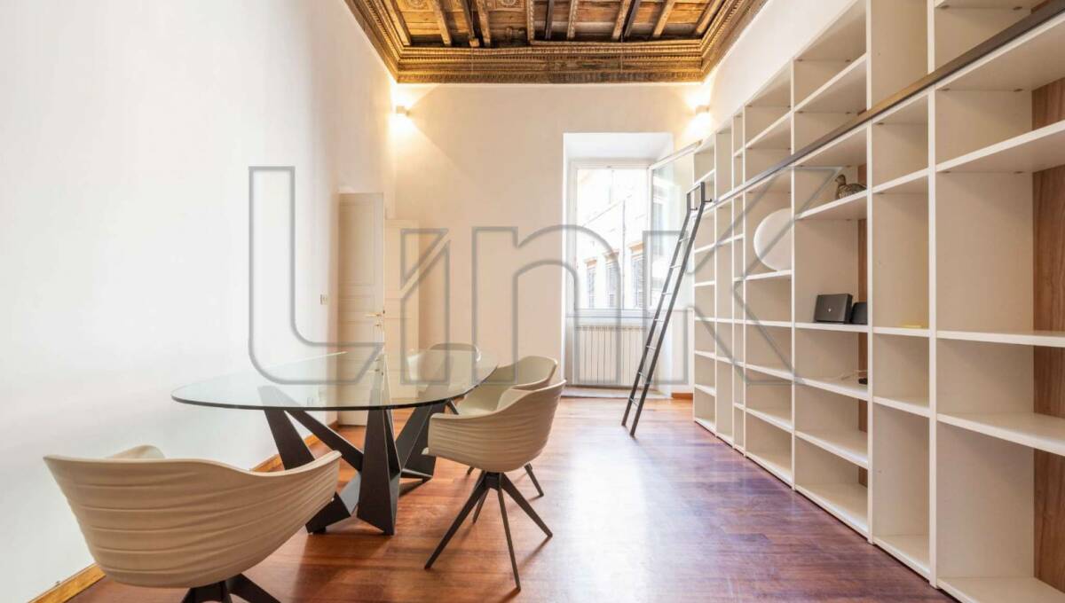 Appartamento in affitto via di Parione, Roma
