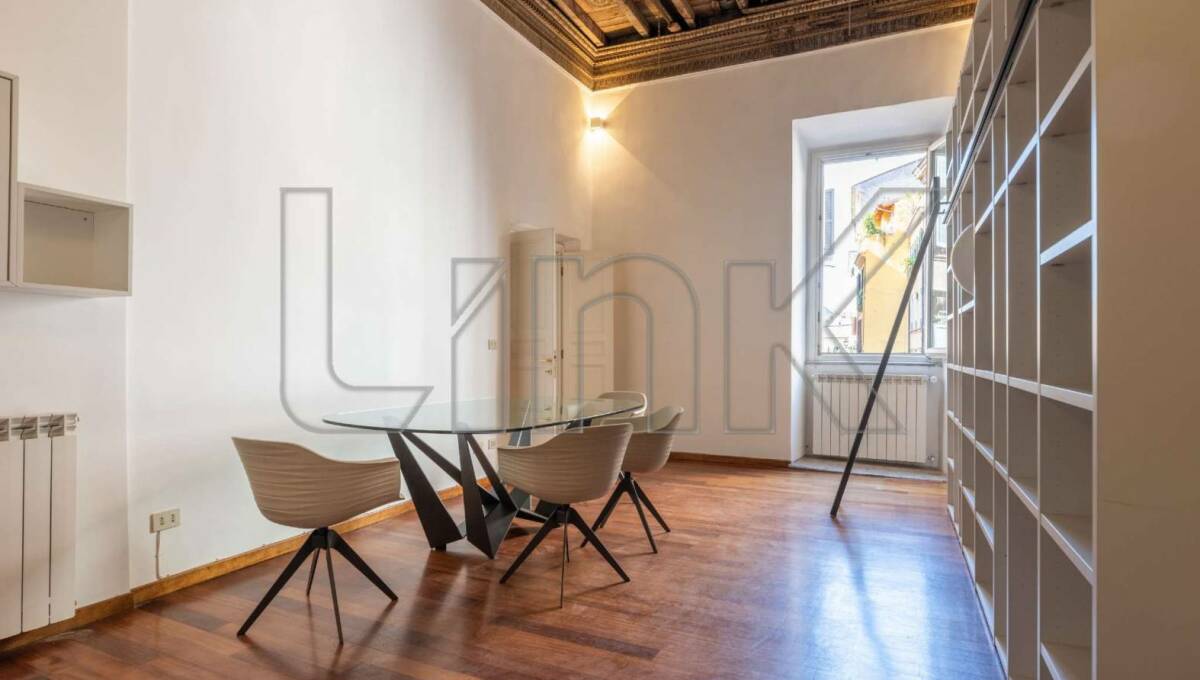 Appartamento in affitto via di Parione, Roma
