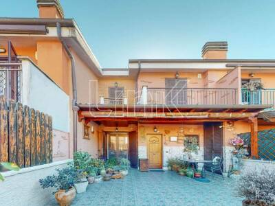 Villa a schiera in vendita via Alessandro Marcucci, San Cesareo