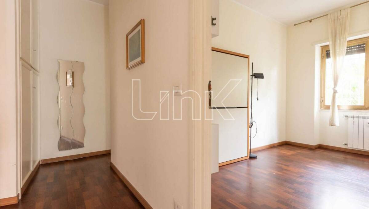 Appartamento in vendita via Santa Maria Mediatrice, Roma