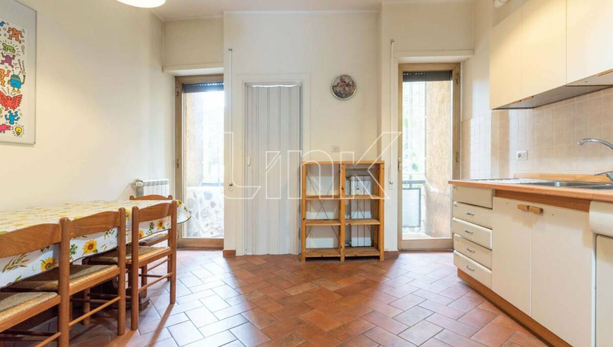 Appartamento in vendita via Santa Maria Mediatrice, Roma