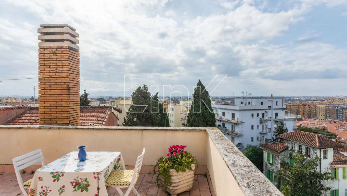 Appartamento in vendita via Brennero, Roma
