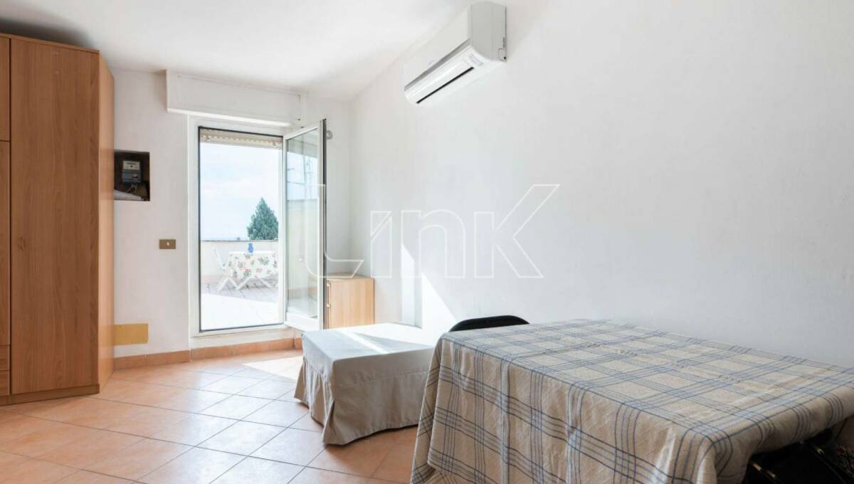 Appartamento in vendita via Brennero, Roma