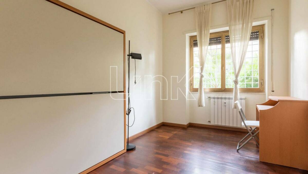 Appartamento in vendita via Santa Maria Mediatrice, Roma