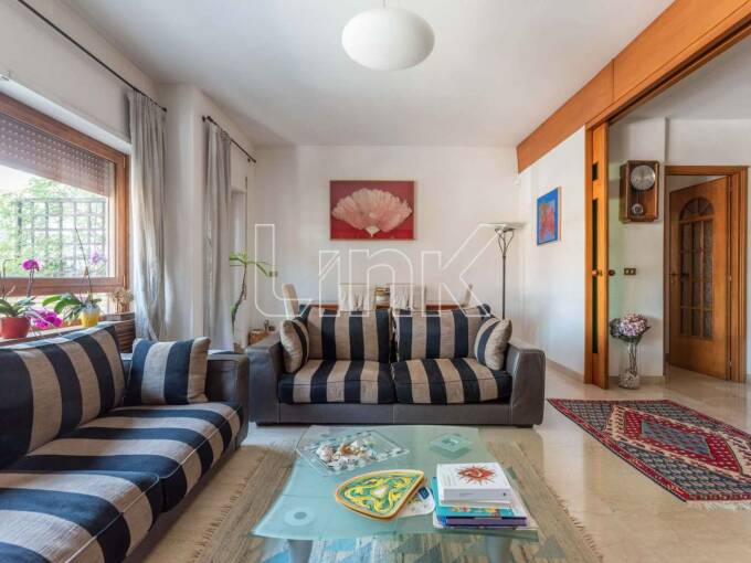Appartamento in vendita via Bevagna, Roma