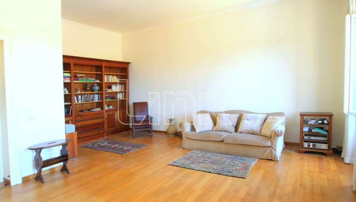 Appartamento in vendita in via Mecenate, Roma