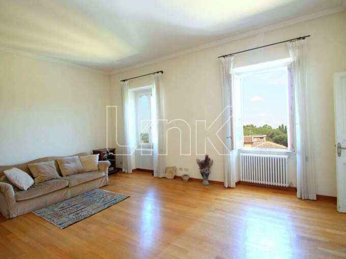 Appartamento in vendita in via Mecenate, Roma