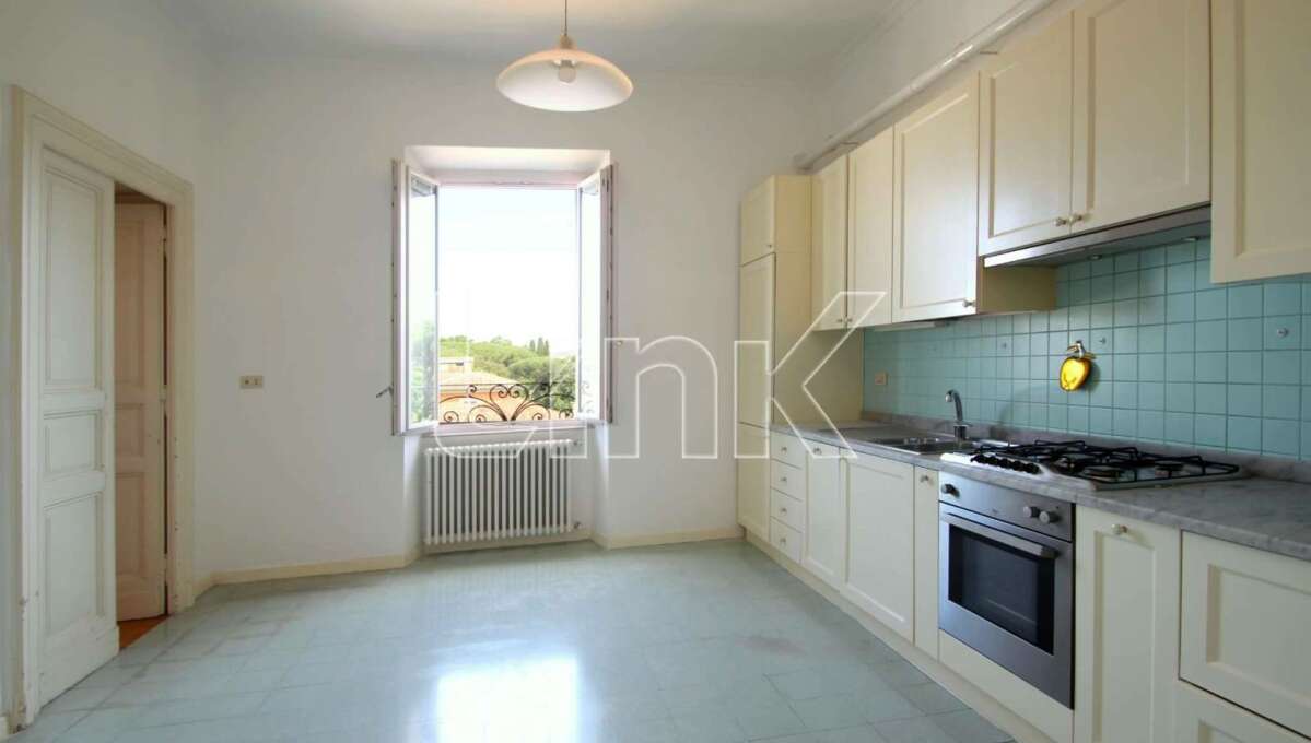 Appartamento in vendita in via Mecenate, Roma