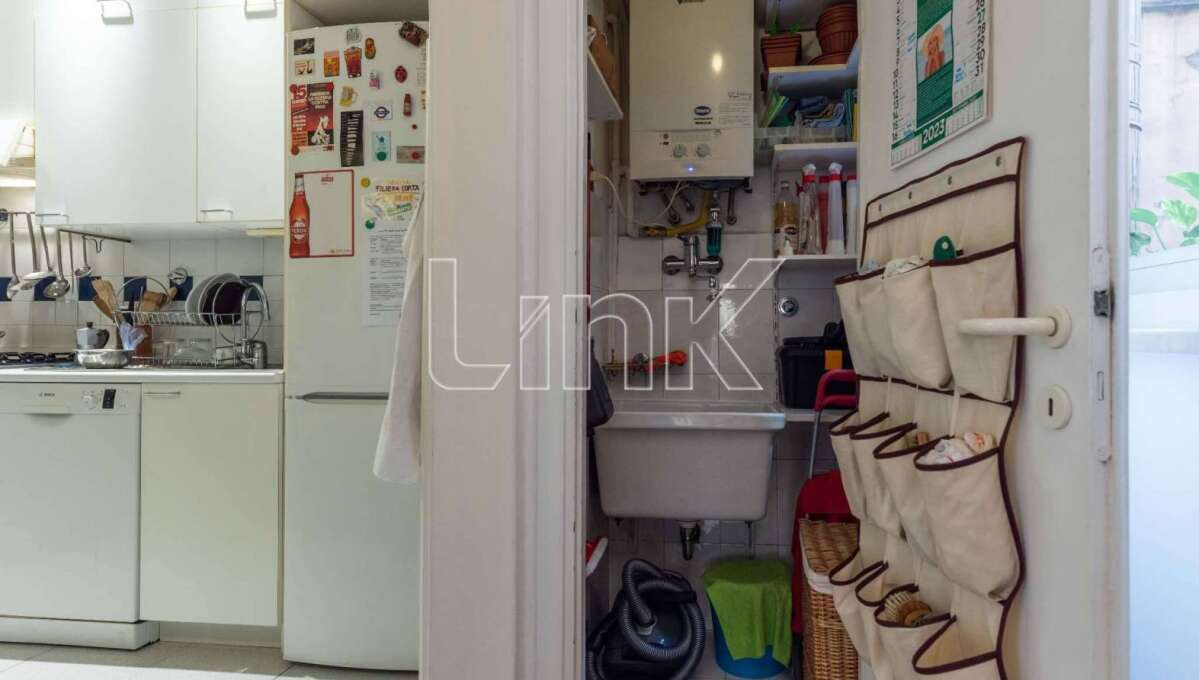 Appartamento in vendita via Luigi Santini, Roma