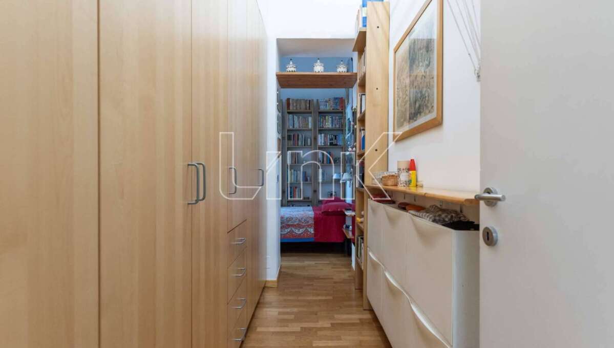 Appartamento in vendita via Luigi Santini, Roma