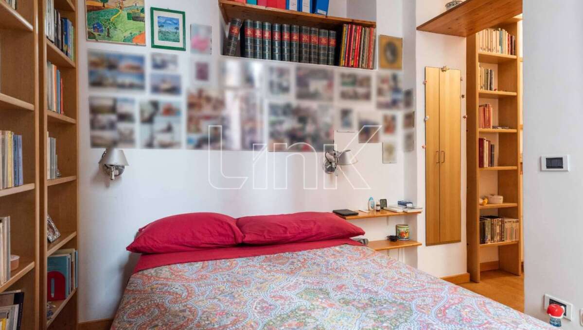 Appartamento in vendita via Luigi Santini, Roma