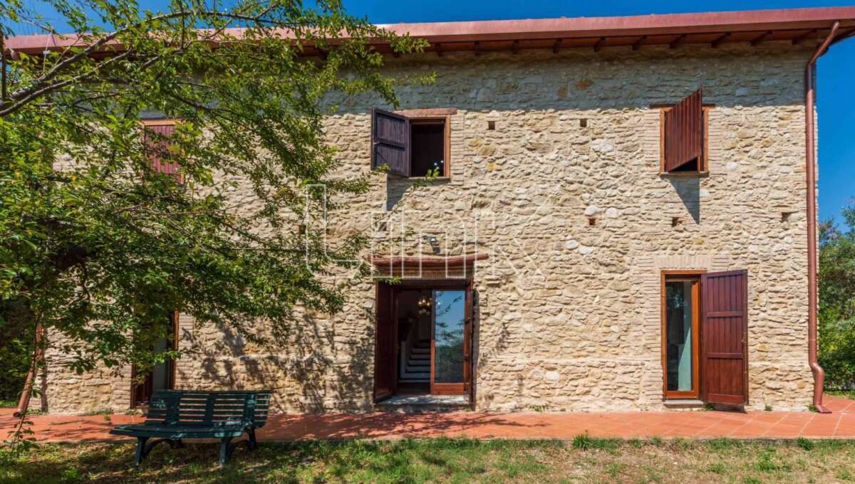 Villa in vendita in strada provinciale Casino Ferrara, Tarano