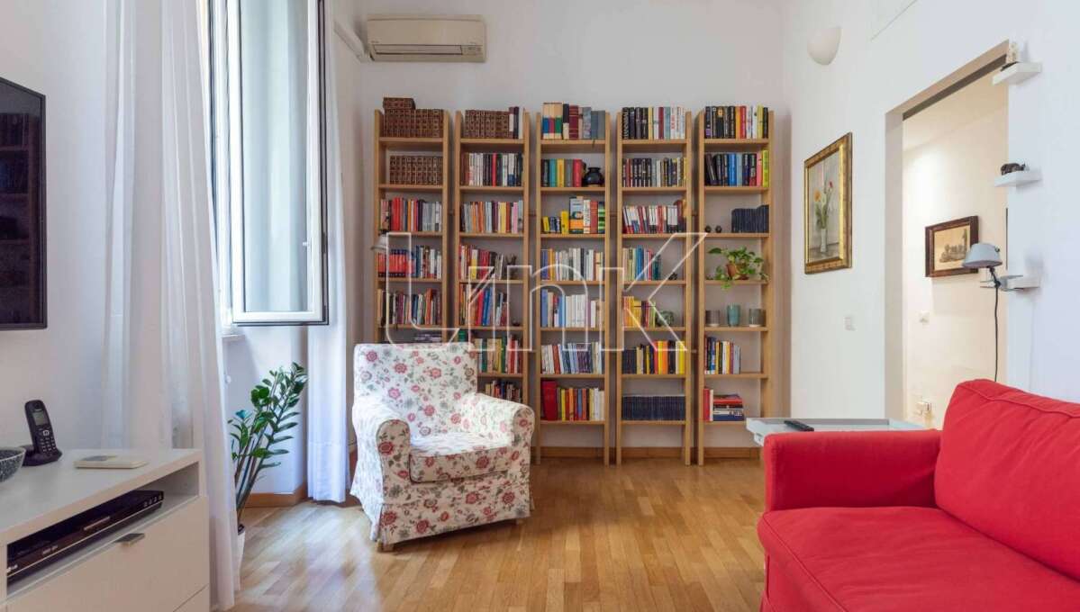 Appartamento in vendita via Luigi Santini, Roma