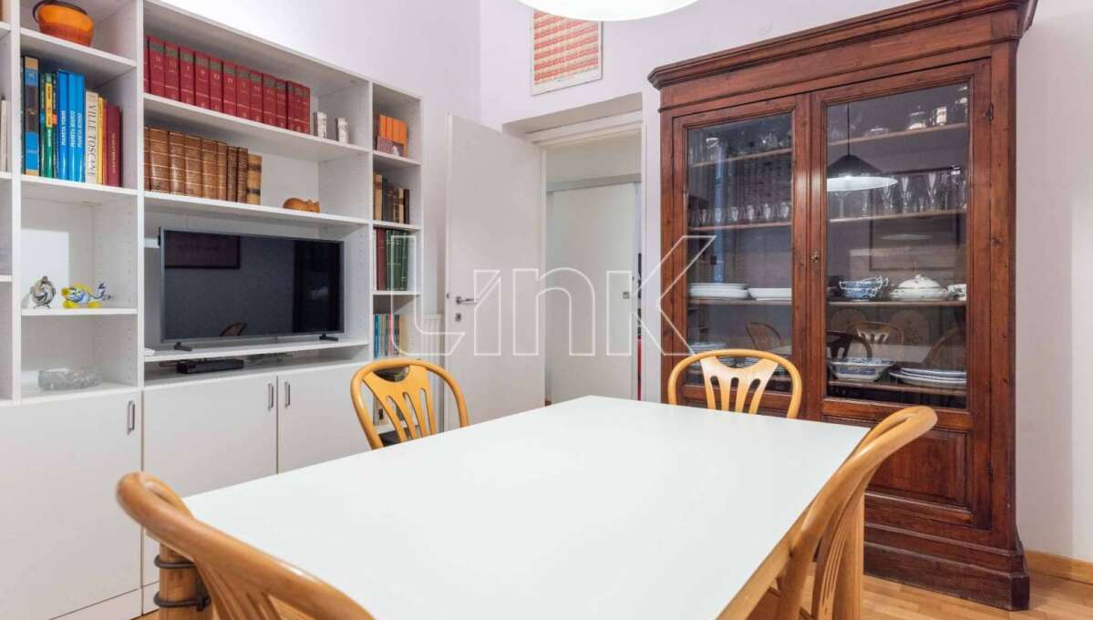 Appartamento in vendita via Luigi Santini, Roma