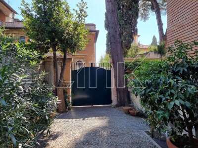 Appartamento in vendita in via di San Domenico, Roma