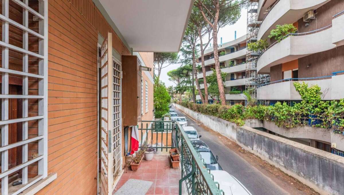 Appartamento in vendita in via di Vigna Due Torri, Roma