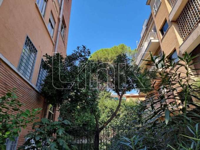 Appartamento in vendita in via di San Domenico, Roma