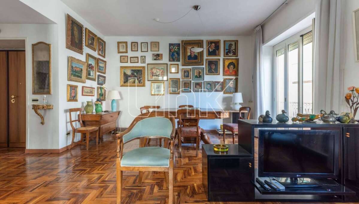 Appartamento in vendita via Bolzano, Roma