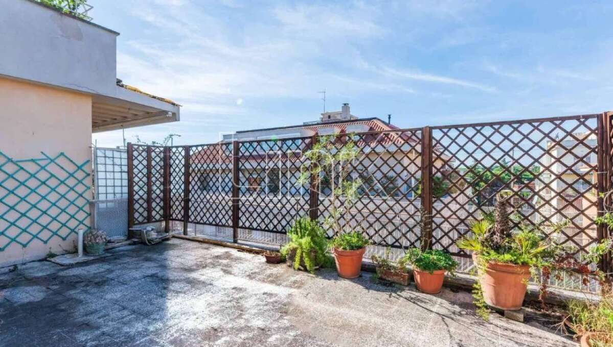 Attico in vendita via Pereira, Roma