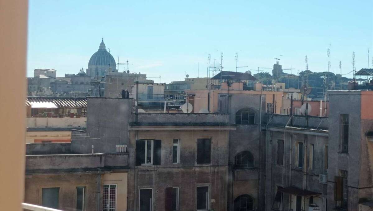 Appartamento in vendita via Augusto Aubry, Roma