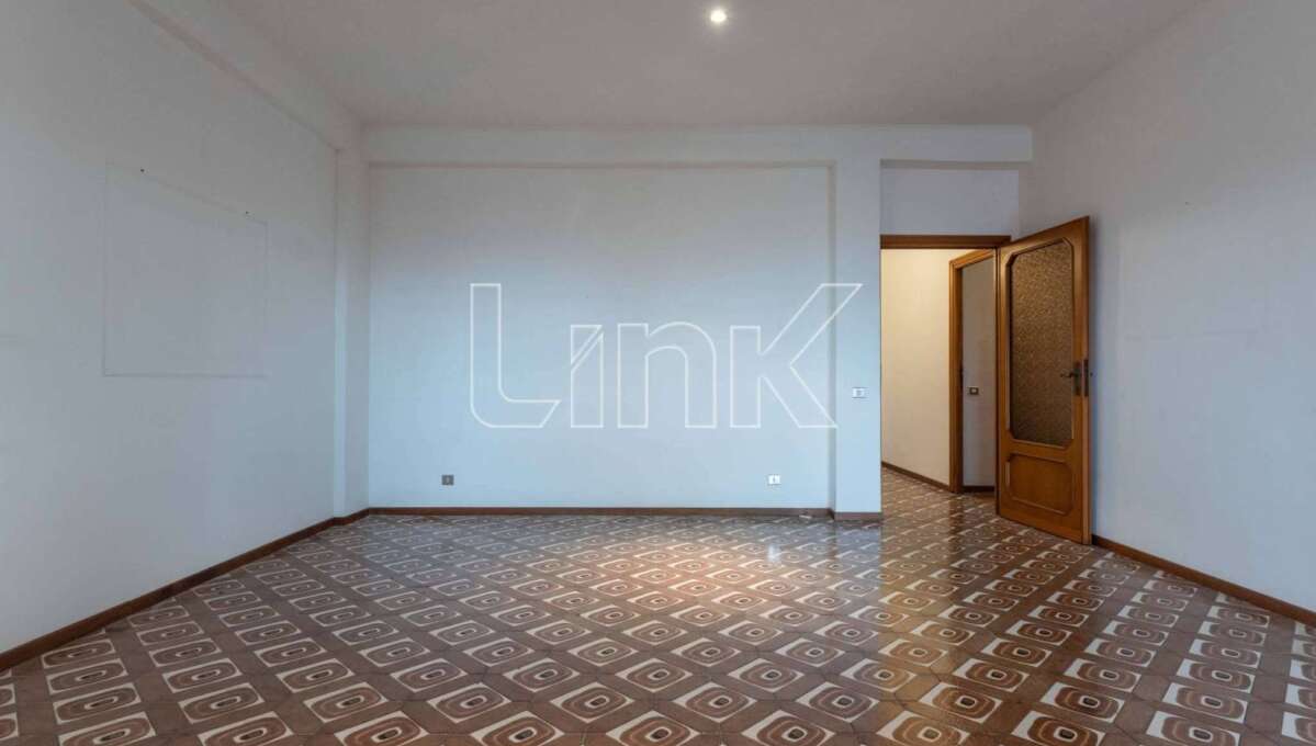 Appartamento in vendita via Lucchina, Roma