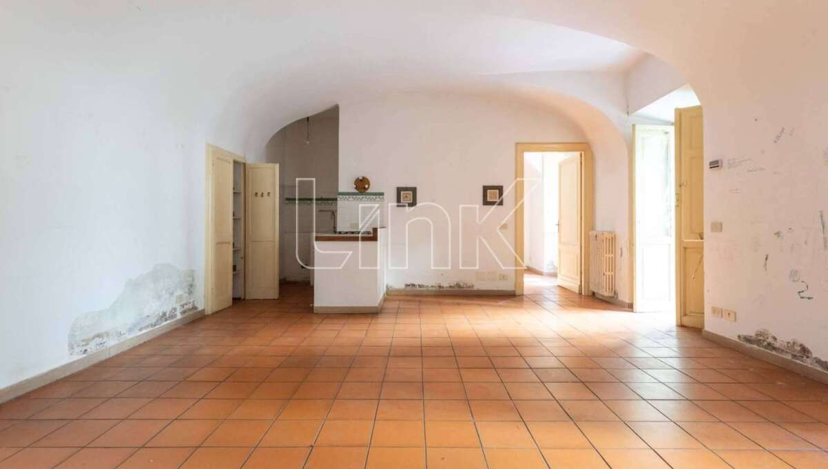 Appartamento in vendita via Montevideo, Roma