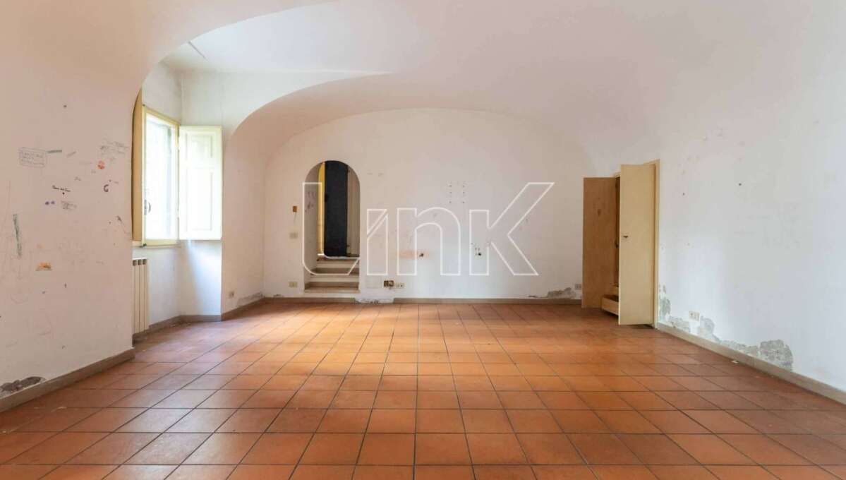 Appartamento in vendita via Montevideo, Roma