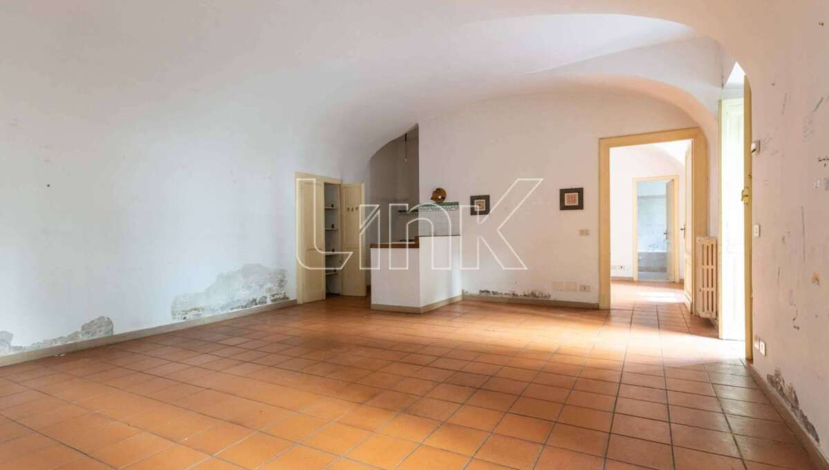 Appartamento in vendita via Montevideo, Roma