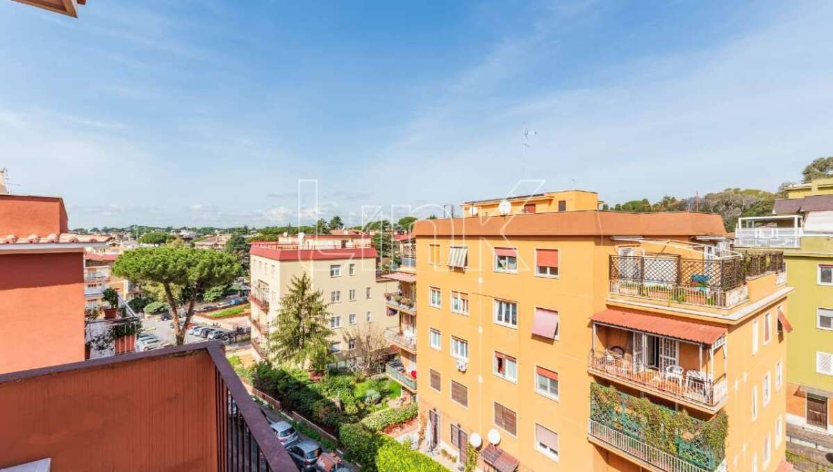 Attico in vendita via Francesco Arese, Roma