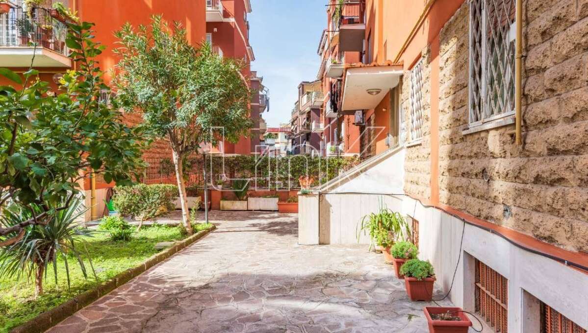 Attico in vendita via Francesco Arese, Roma