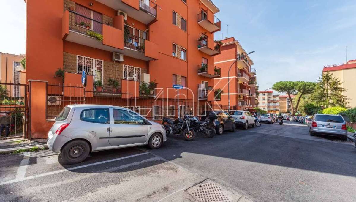 Attico in vendita via Francesco Arese, Roma