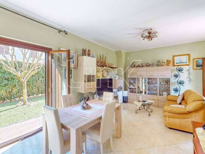 Villa in vendita via Giuseppe Luzi, Vermicino